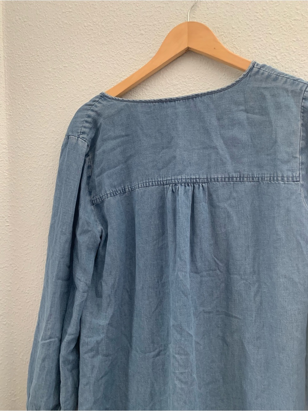LOFT Dress Womens Medium Blue Chambray Linen Blend Flounce Ruffle Hem Split Neck - Picture 5 of 11